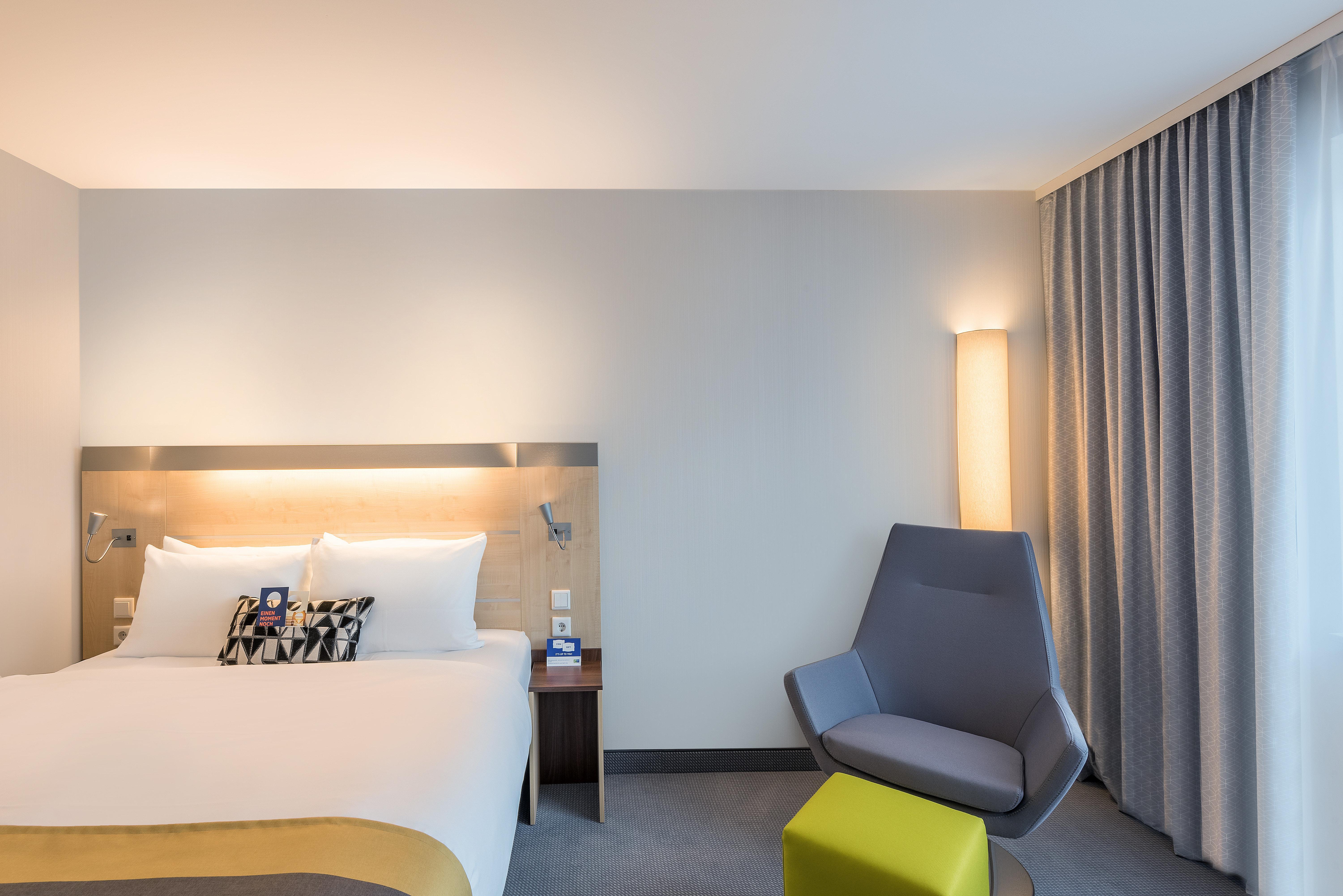 Holiday Inn Express Guetersloh, An Ihg Hotel Eksteriør bilde