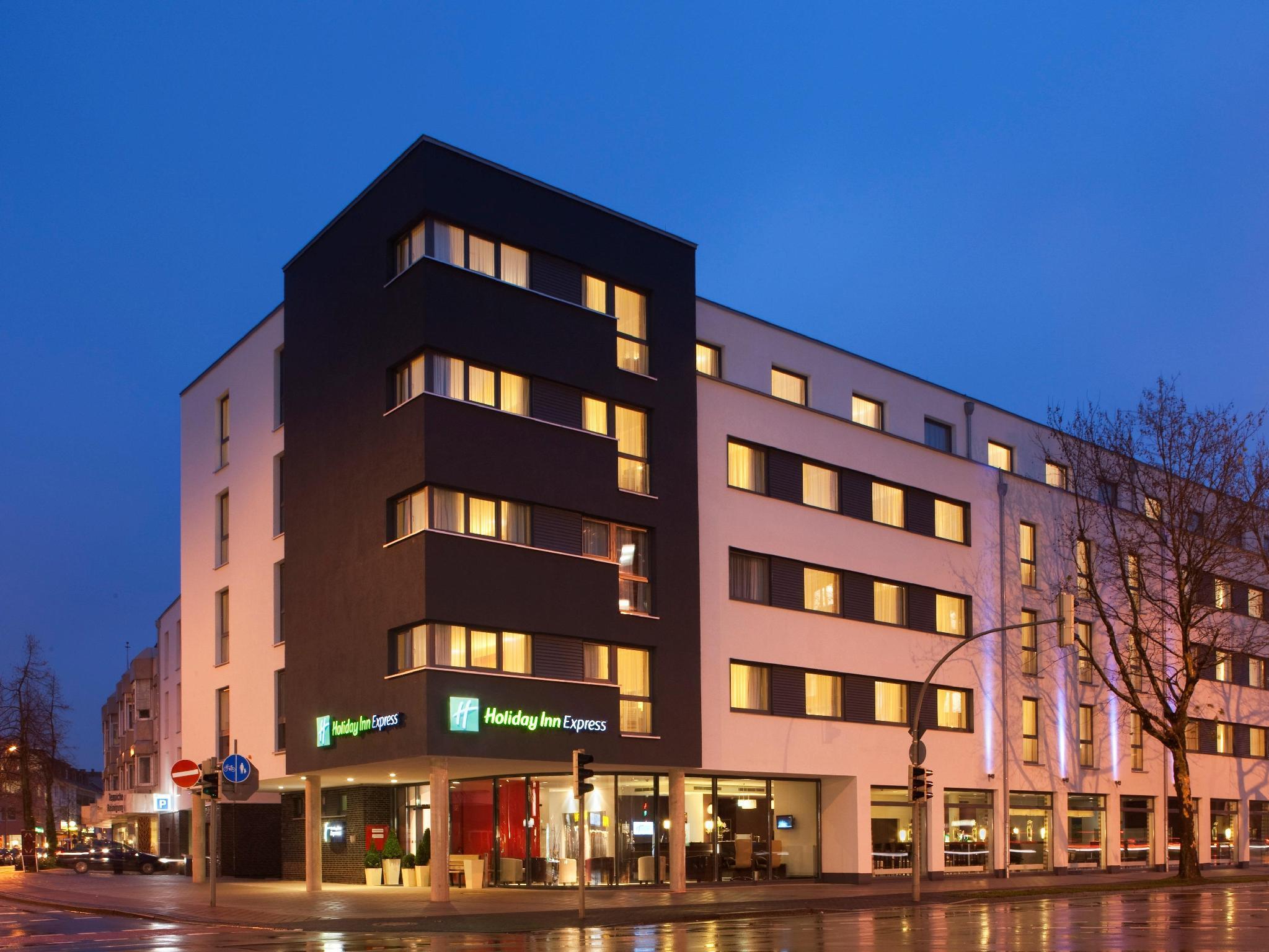 Holiday Inn Express Guetersloh, An Ihg Hotel Eksteriør bilde